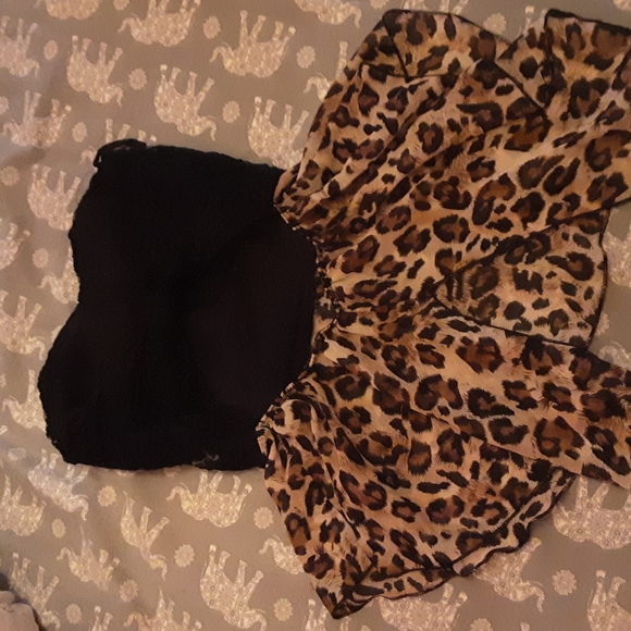 Leopard top - Picture 2 of 3